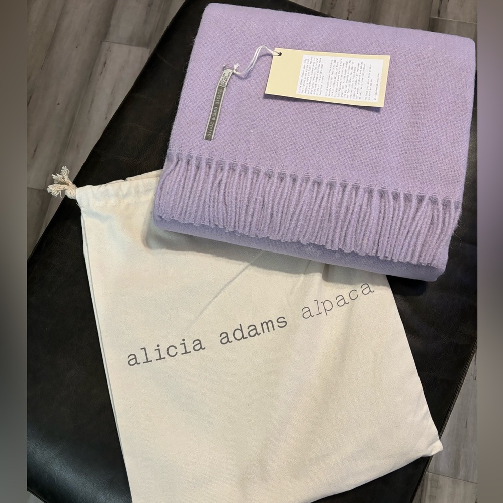 Alicia Adams Alpaca Patmos Throw NWT